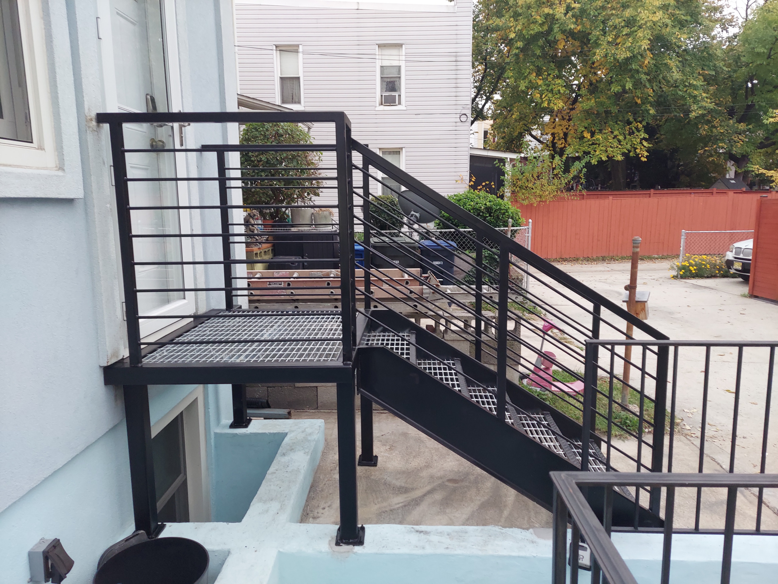Replacing wooden stairs for steel