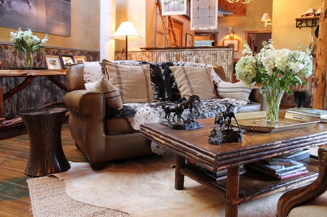 Adirondack Style Lodge - Rustic - Living Room - Los ...