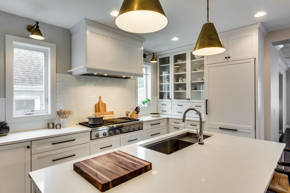 Inspiration for a transitional kitchen remodel in Chicago