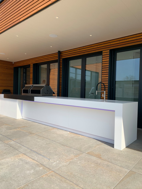 Outdoork&uuml;che Corian trendy-terrasse