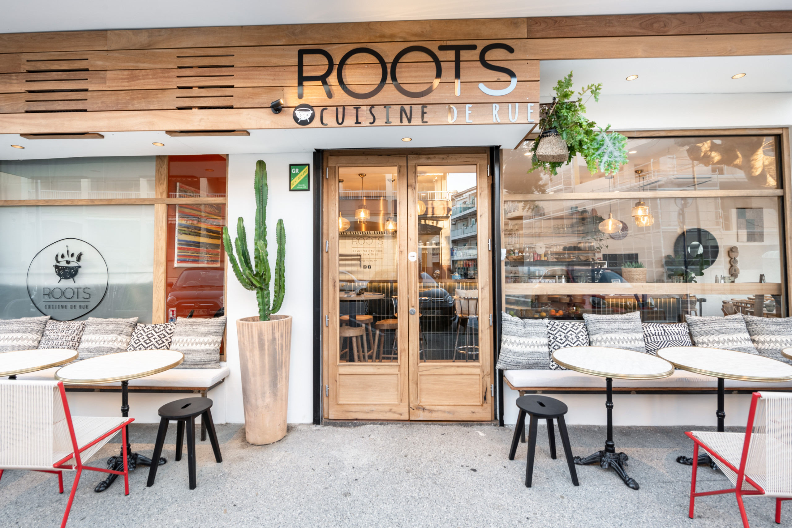 Sainte-Maxime - Restaurant Roots | Agencement en sur-mesure