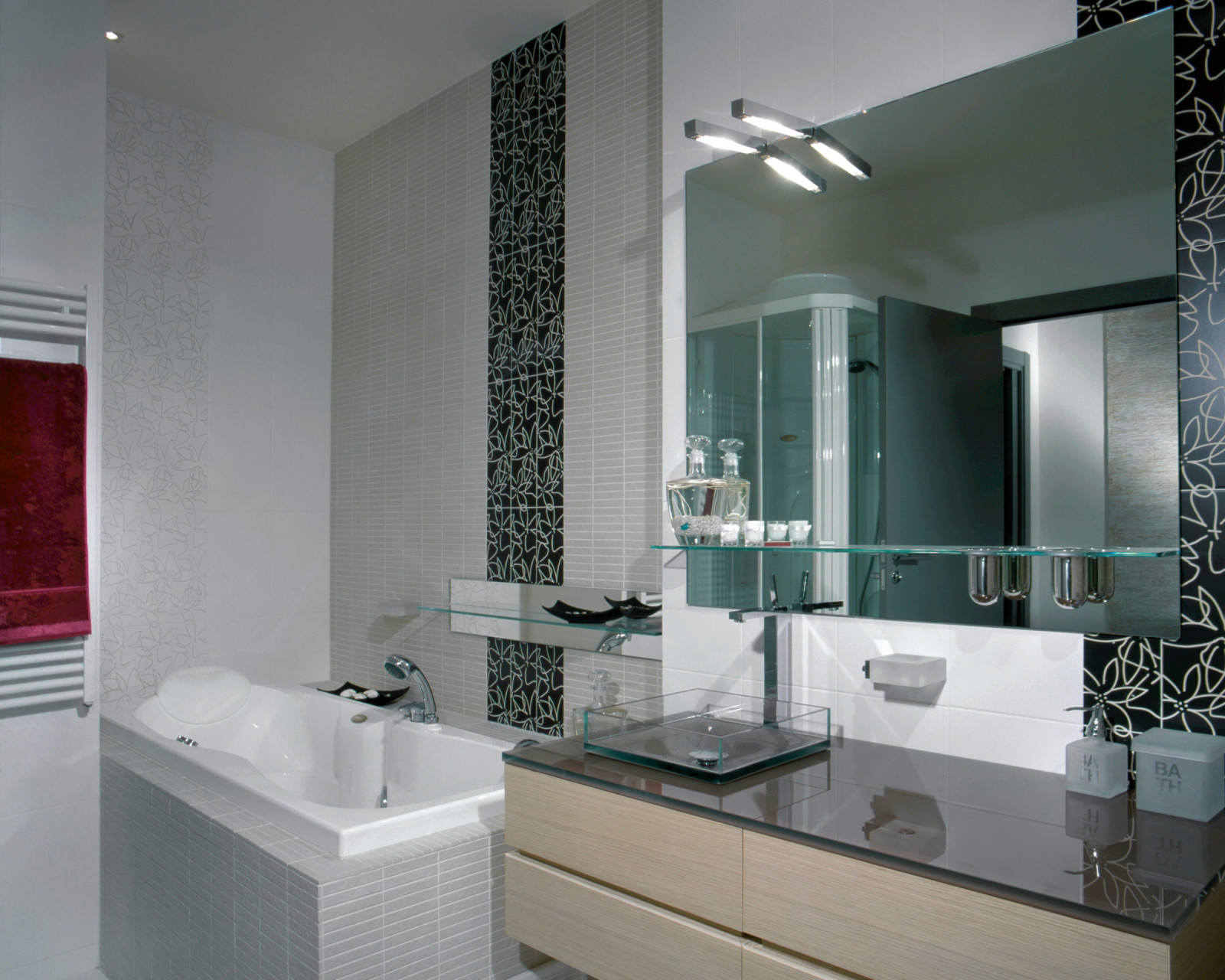 Очень лаконичная квартира в стиле минимализм.