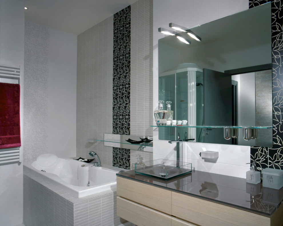 Очень лаконичная квартира в стиле минимализм.