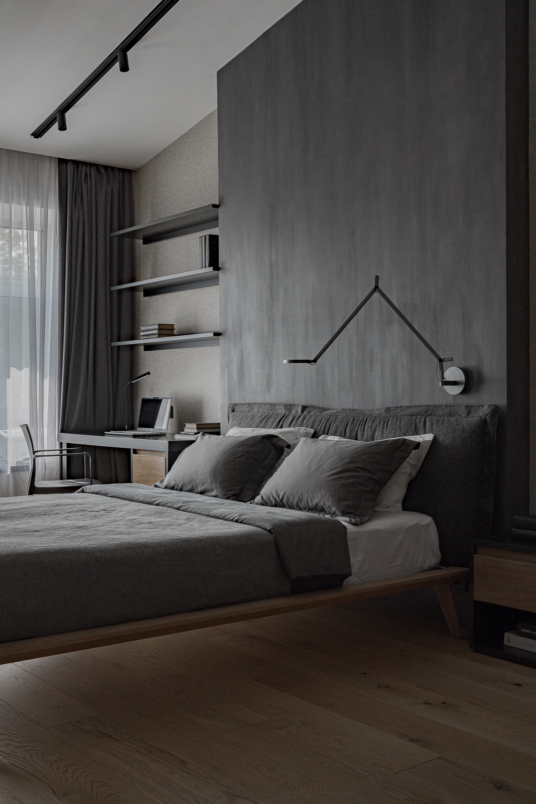 Мебельное наполнение загородного дома. "Родовое гнездо" отца и двух сыновей.