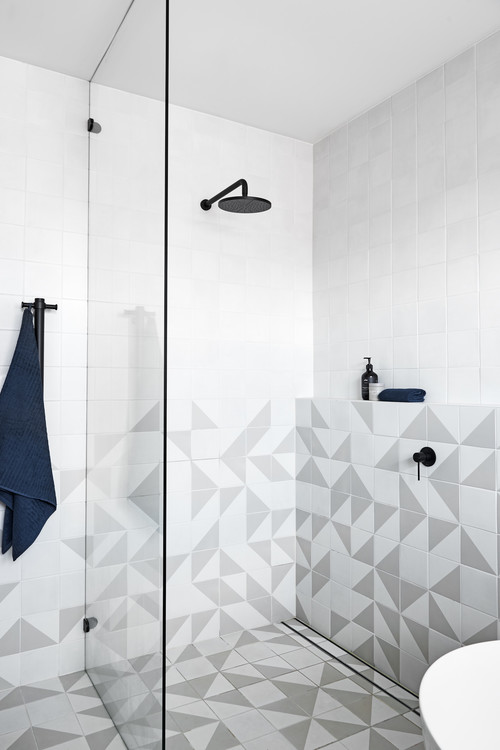 Gray and White Patterns in a Walk-in Shower