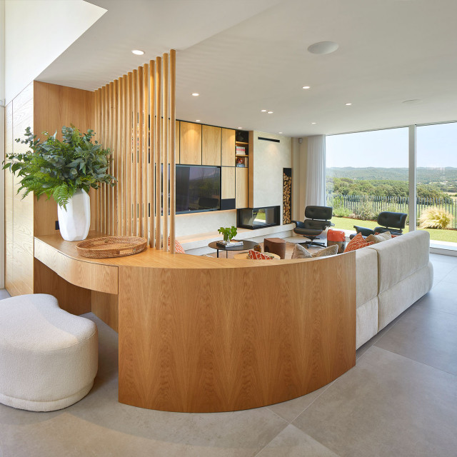 Girona House | Molins Design minimalistisch-wohnbereich