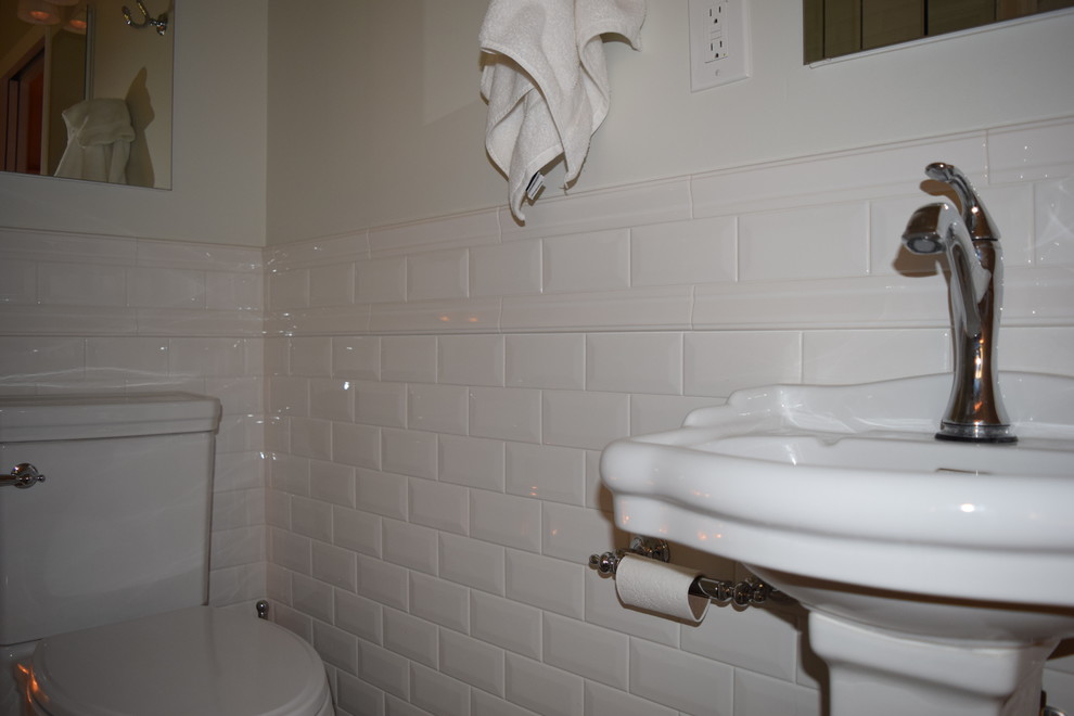 Bathroom - traditional bathroom idea in Phoenix