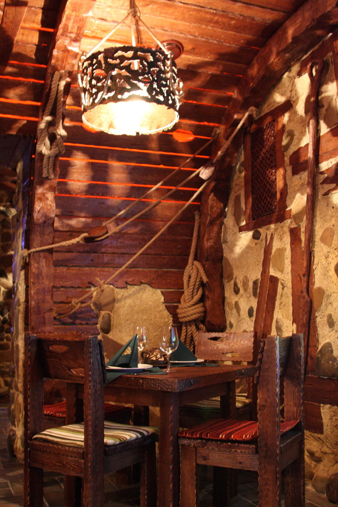 "Драккар", пивной ресторан.