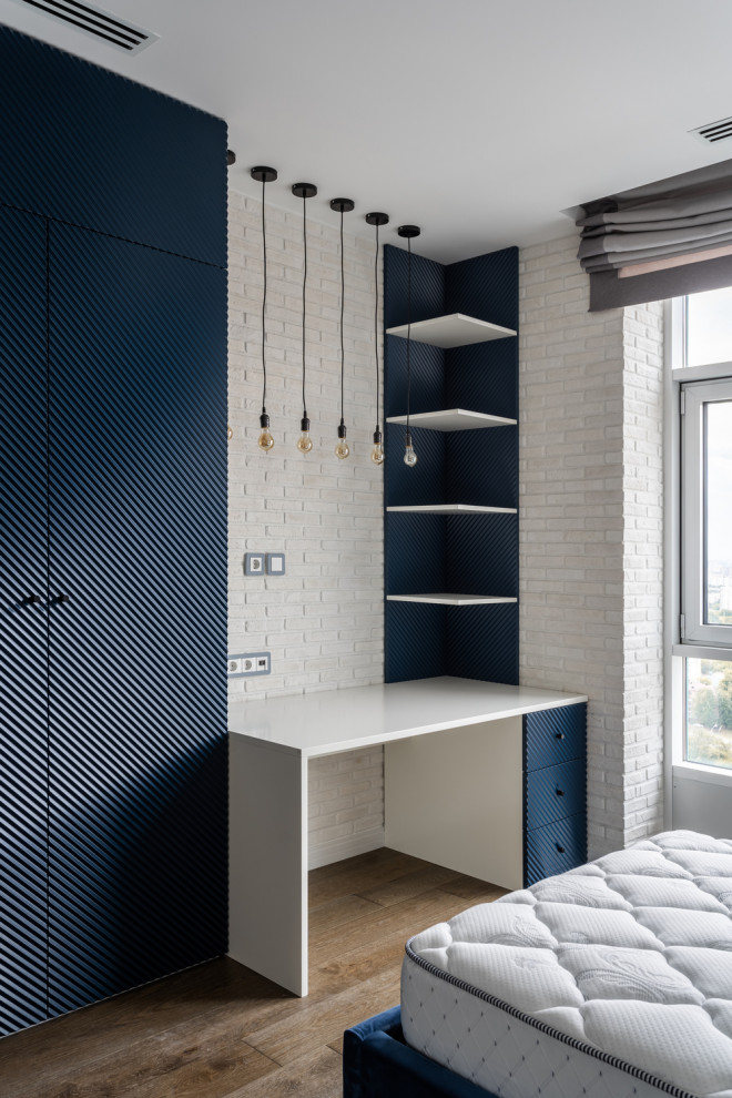 Проект с яркой детской комнатой