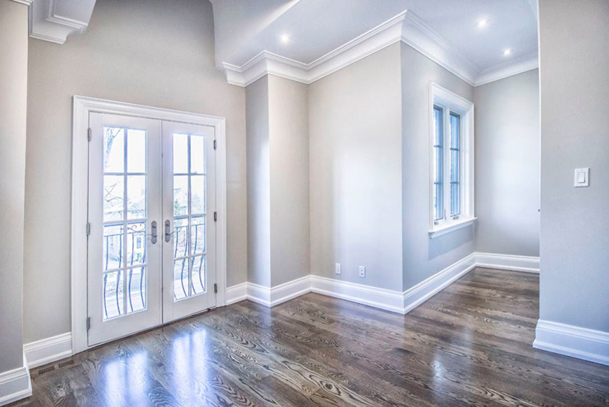 Home design - transitional home design idea in Toronto