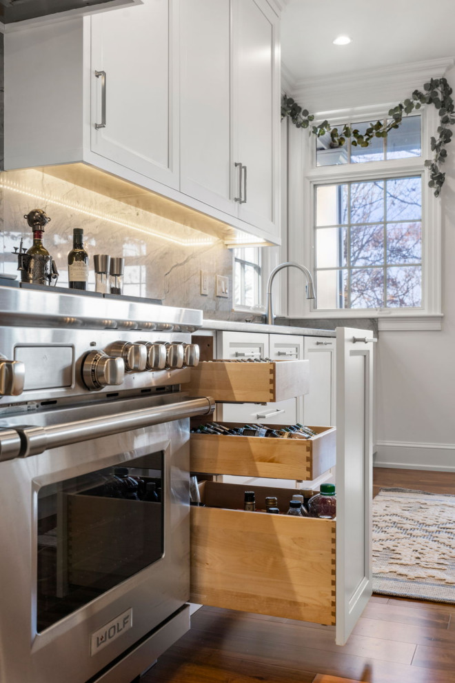 Inspiration for a transitional kitchen remodel in Boston
