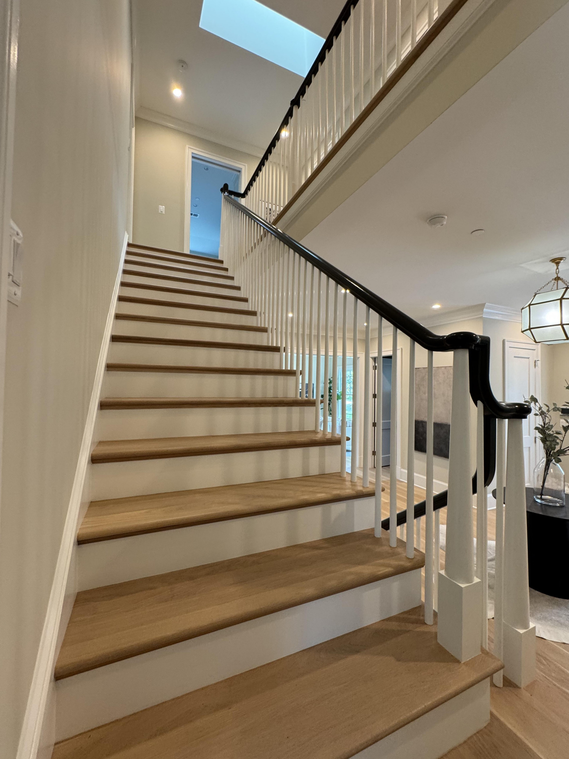 138_Elegant Double Bullnose Entry Stair, Bethesda, MD 20814
