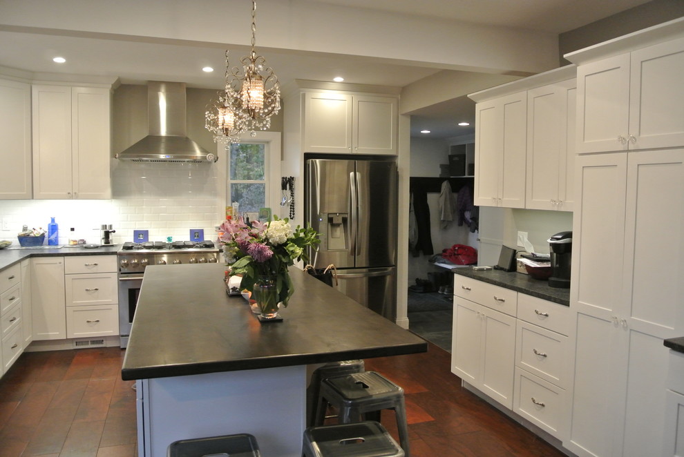 Inspiration for a transitional kitchen remodel in Boston