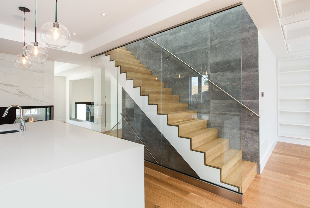 This is an example of a modern staircase in Toronto.
