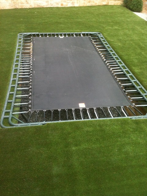 Trampoline 