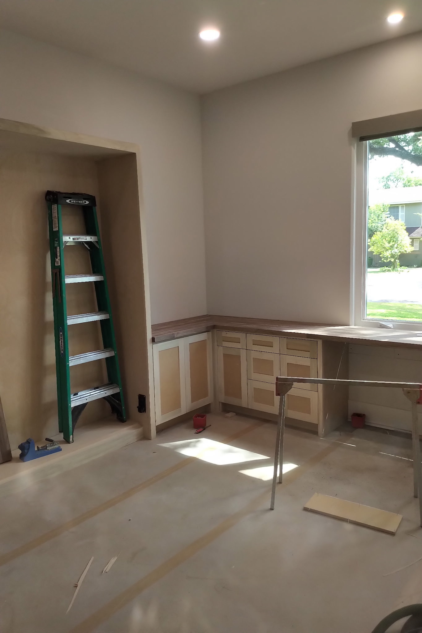 CUSTOM BUILT IN MURPHY BED / BOOKSHELF AND DESK