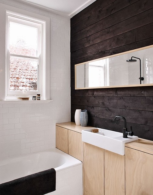 Swedish Summer Cabin in Sydney scandinavian-bathroom