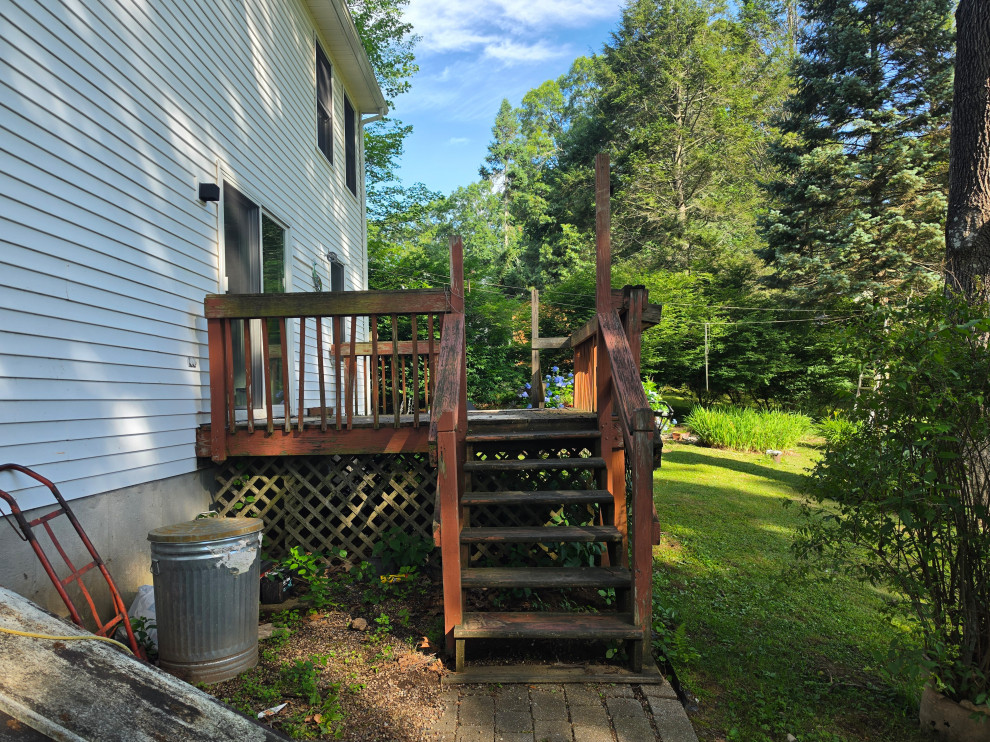 Amsten lake deck