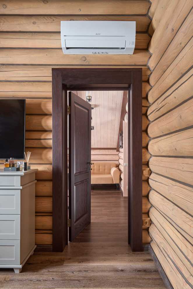 Модель Кантри в бревенчатом доме