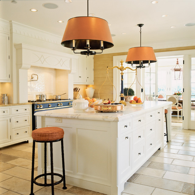 Traditional Kitchen classico-cucina