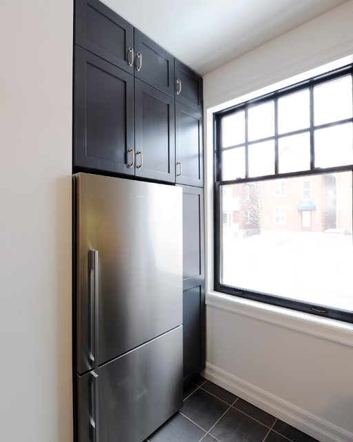 Kitchen transitional-kitchen