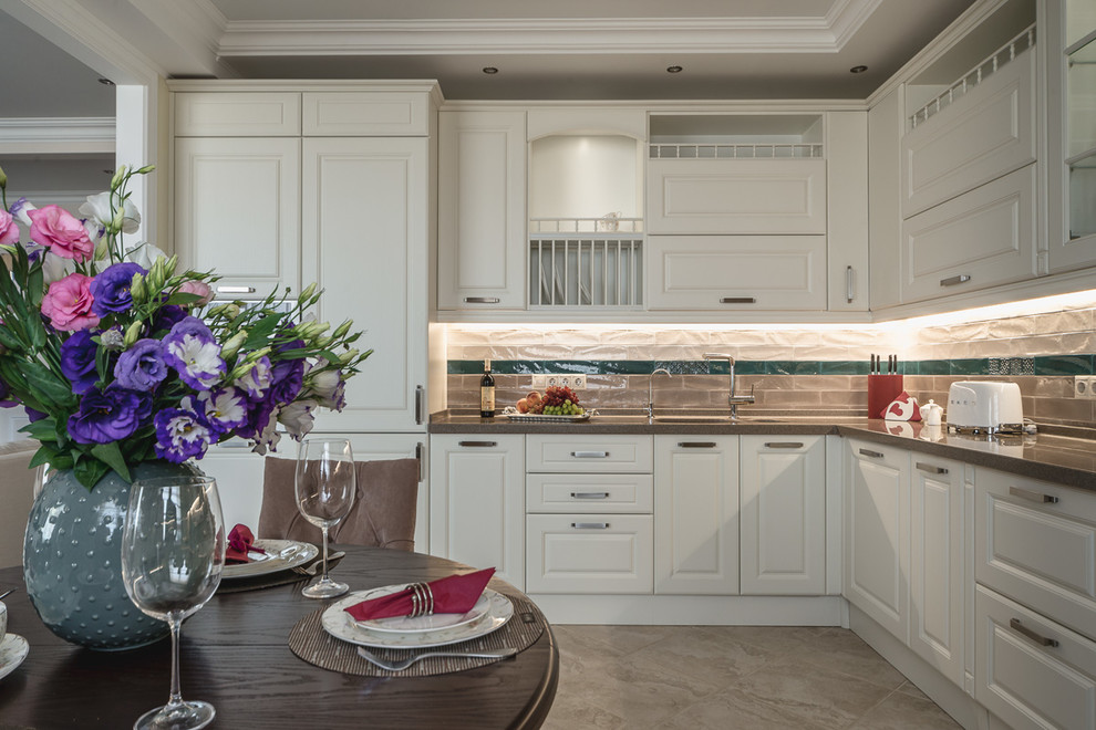 Квартира на Античном 2