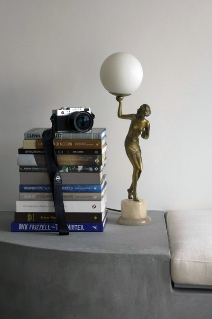 Bondi Beach Apartment contemporary-vardagsrum