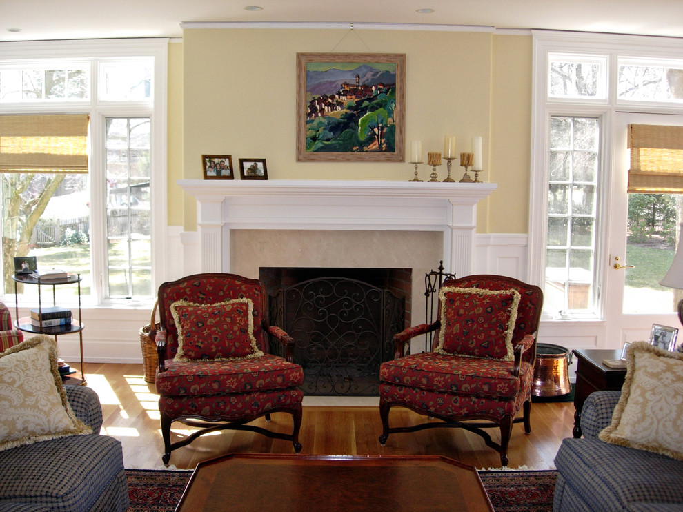 Traditional living room in Boston.