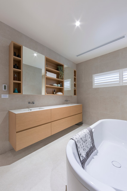 R + J Residence contemporary-bathroom