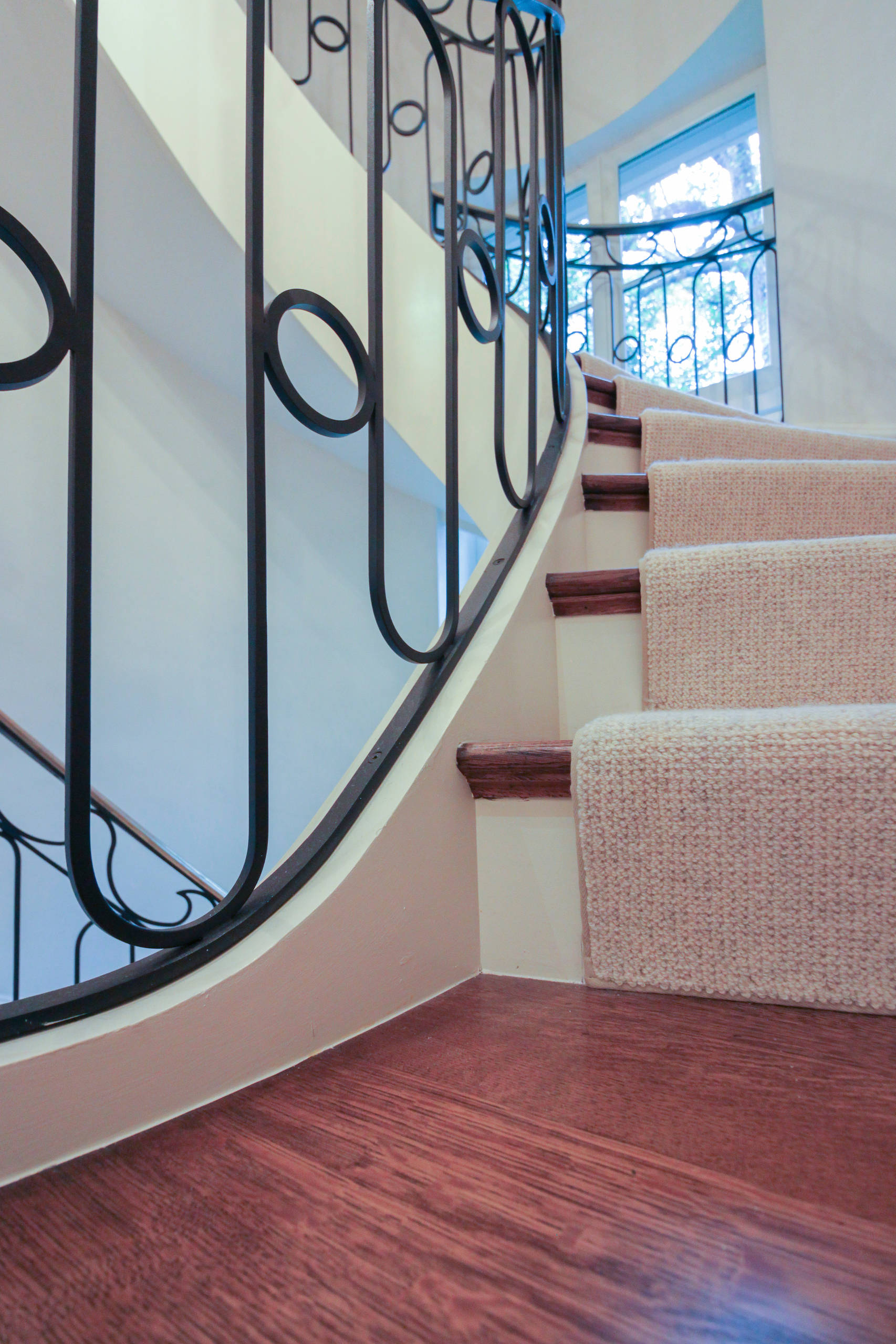 61_Sculptural/Elliptical Staircase in Washington, DC 20008