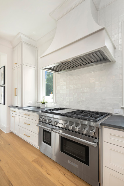 Transitional Custom klassisch-modern-kueche
