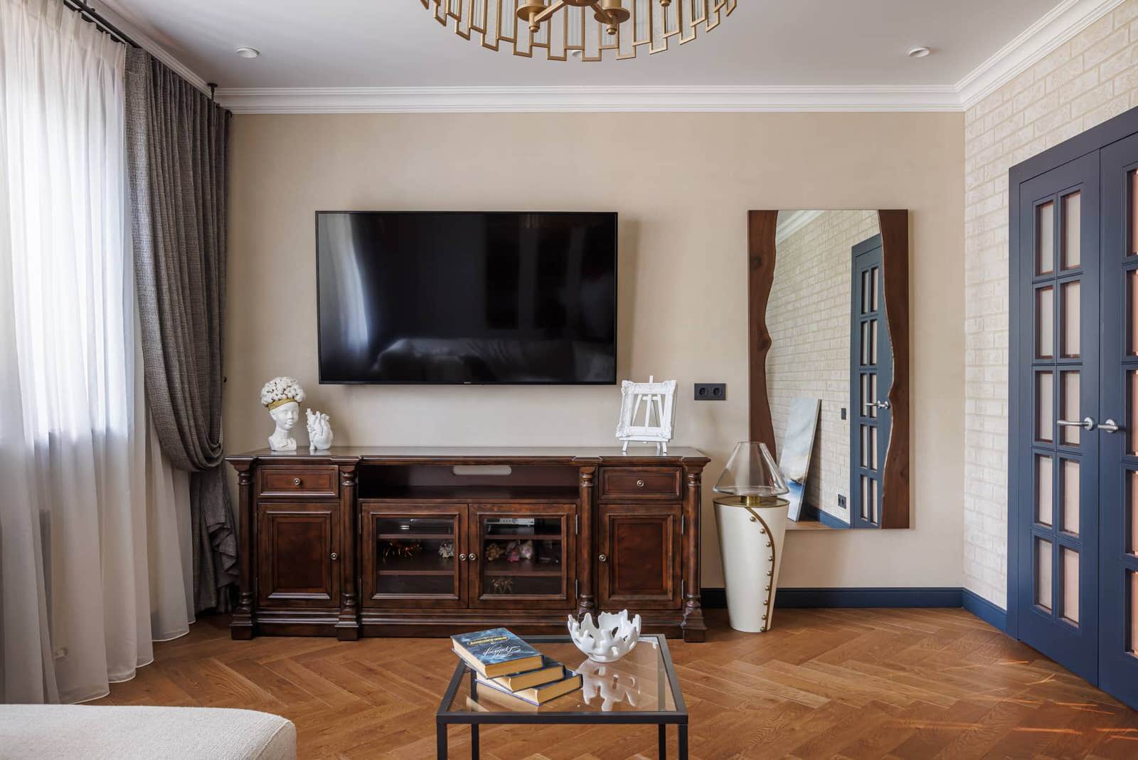 Дизайн и ремонт квартиры в КП «Новогорск» — Единство противоположностей