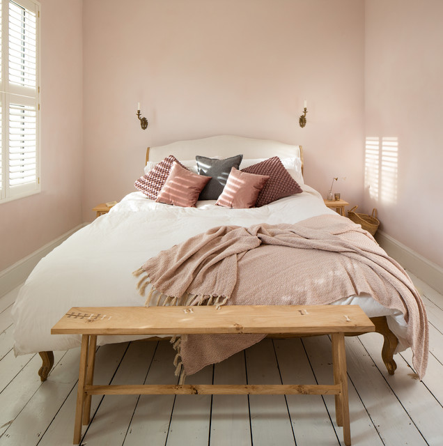 Minimal on Content But Huge on Style nordico-dormitorio