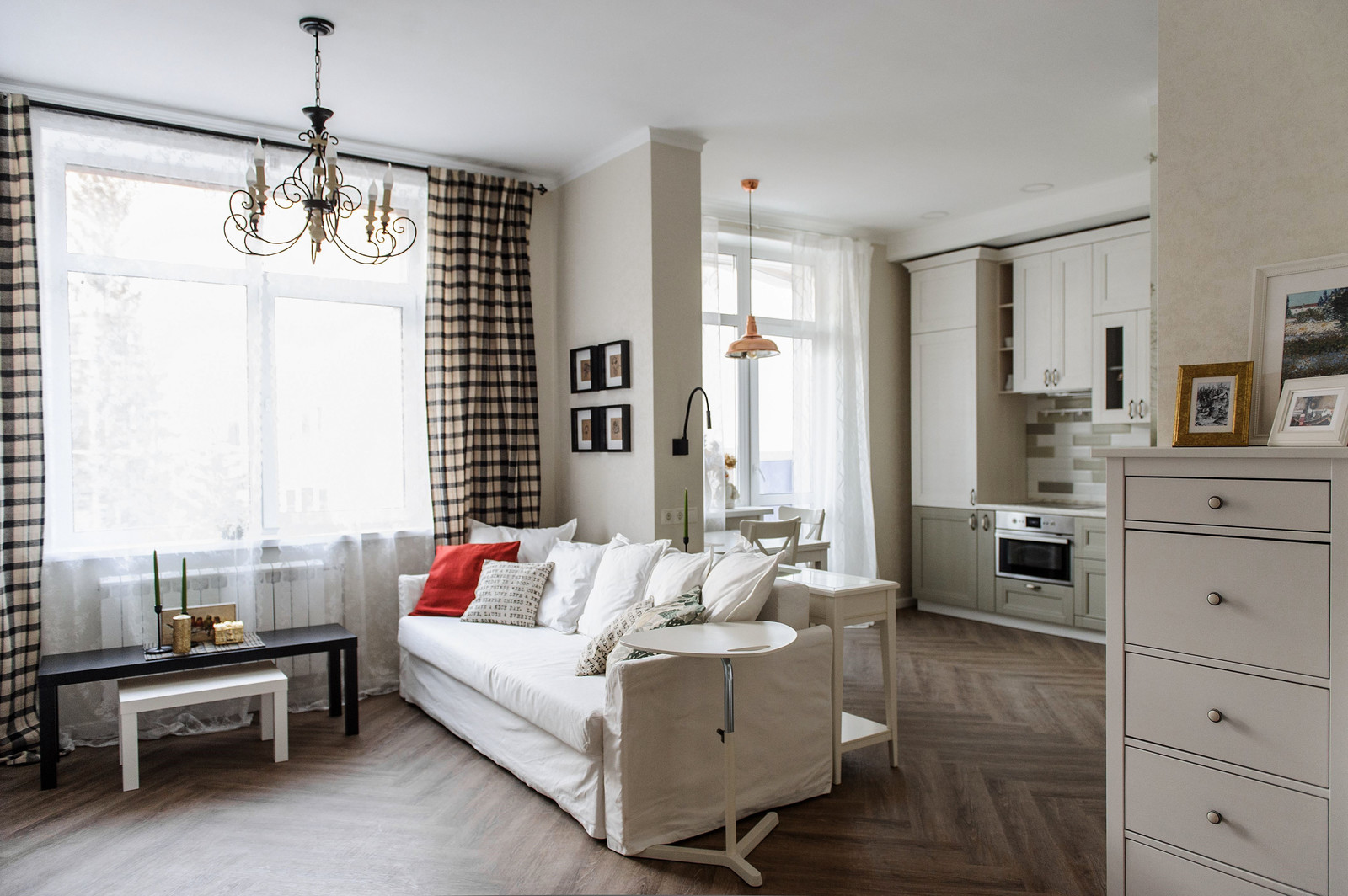 Квартира на Романова