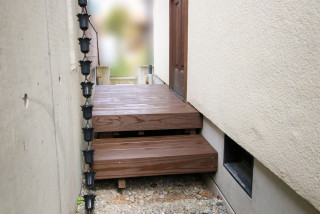 勝手口のステップの事例画像 Houzz 勝手口のステップの事例画像 Houzz