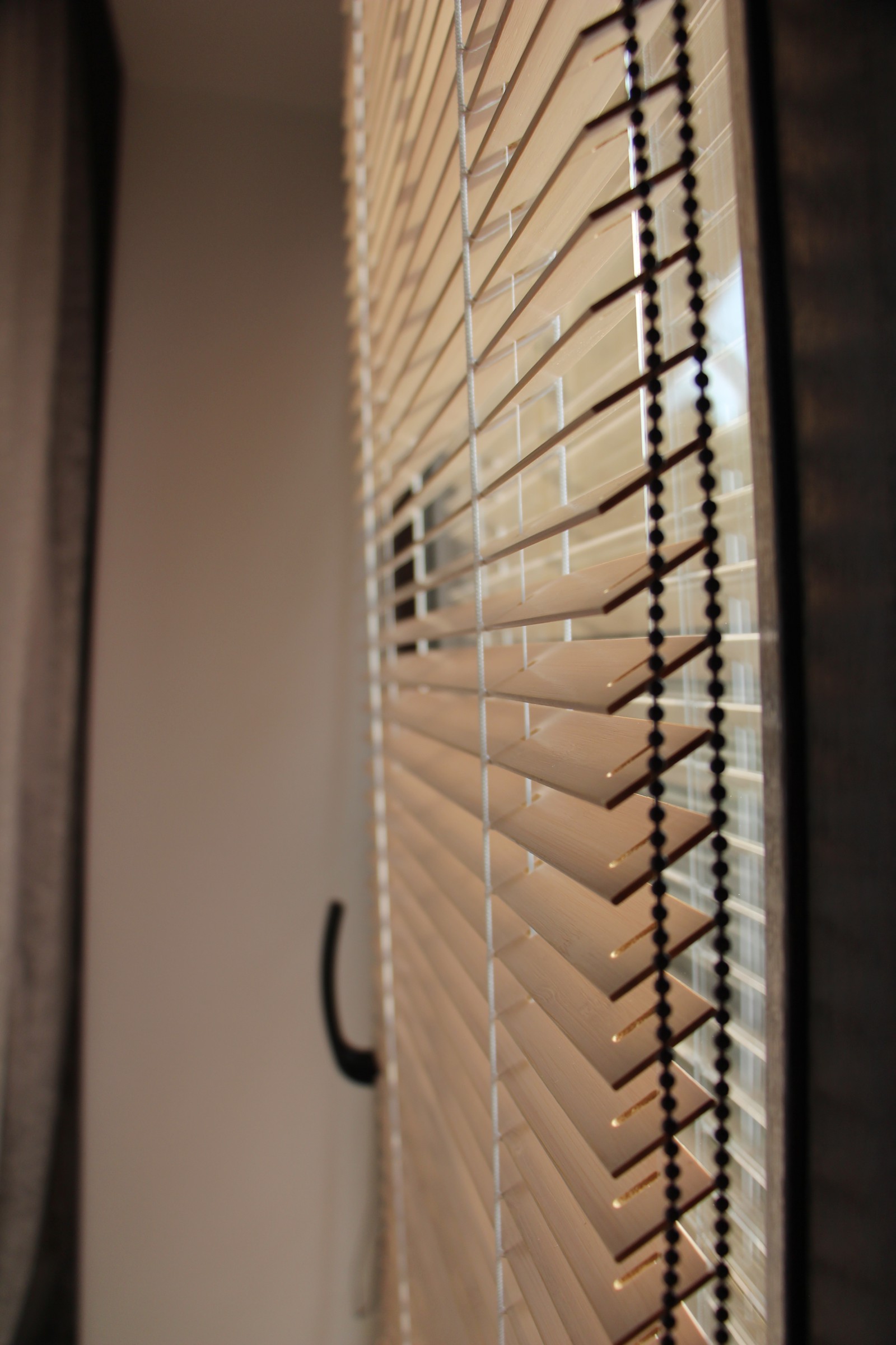 Деревянные жалюзи-стильно, модно, удобно!