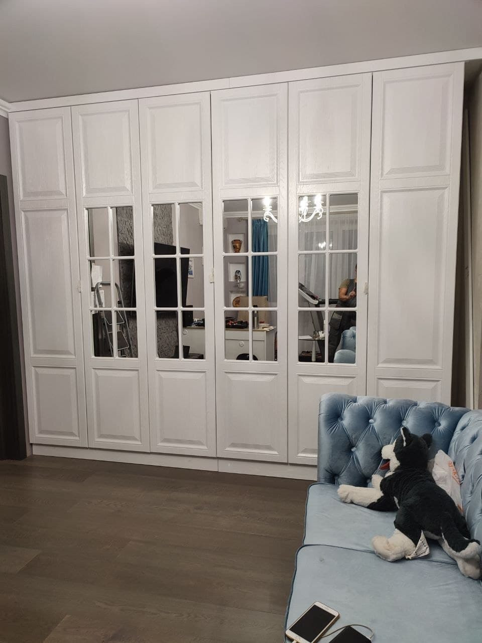 Шкаф в гостиную