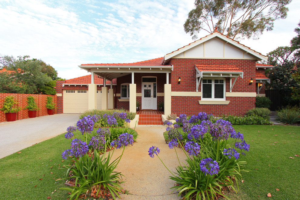 Woodsome St Residence - Traditional - Exterior - Perth - by Tascone Design