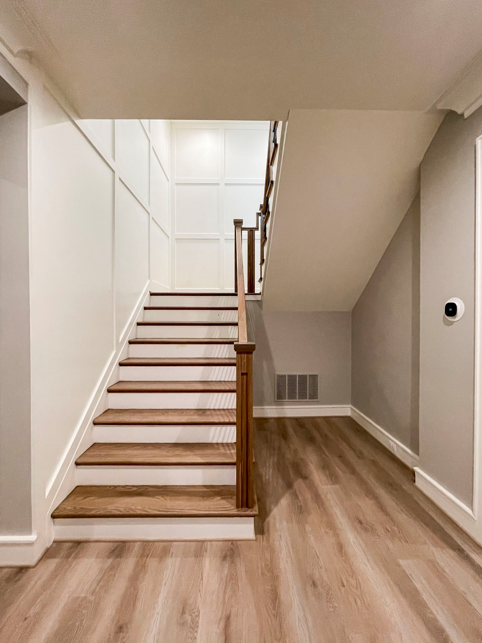 101_Sophisticated Outcome on Minimalist Staircase, Aldie VA 20105