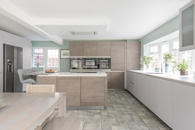Terra Oak | Horizontal grain contemporary-kitchen
