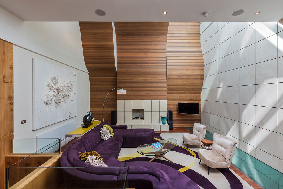 Contemporary enclosed living room in London.