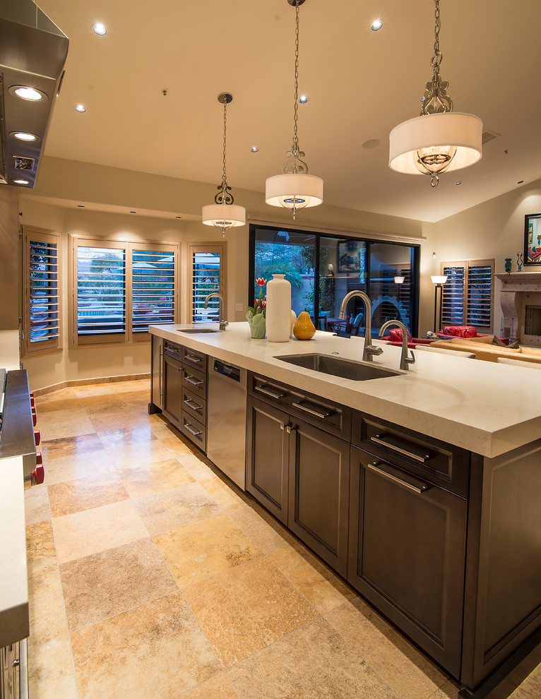 Example of a transitional kitchen design in Phoenix