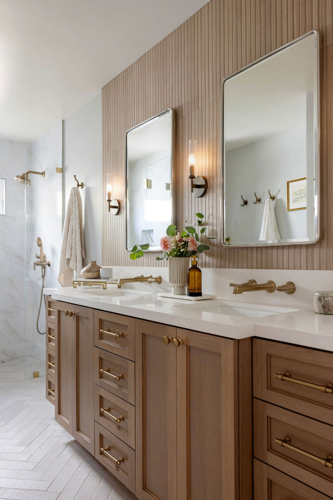Example of a transitional bathroom design in San Francisco