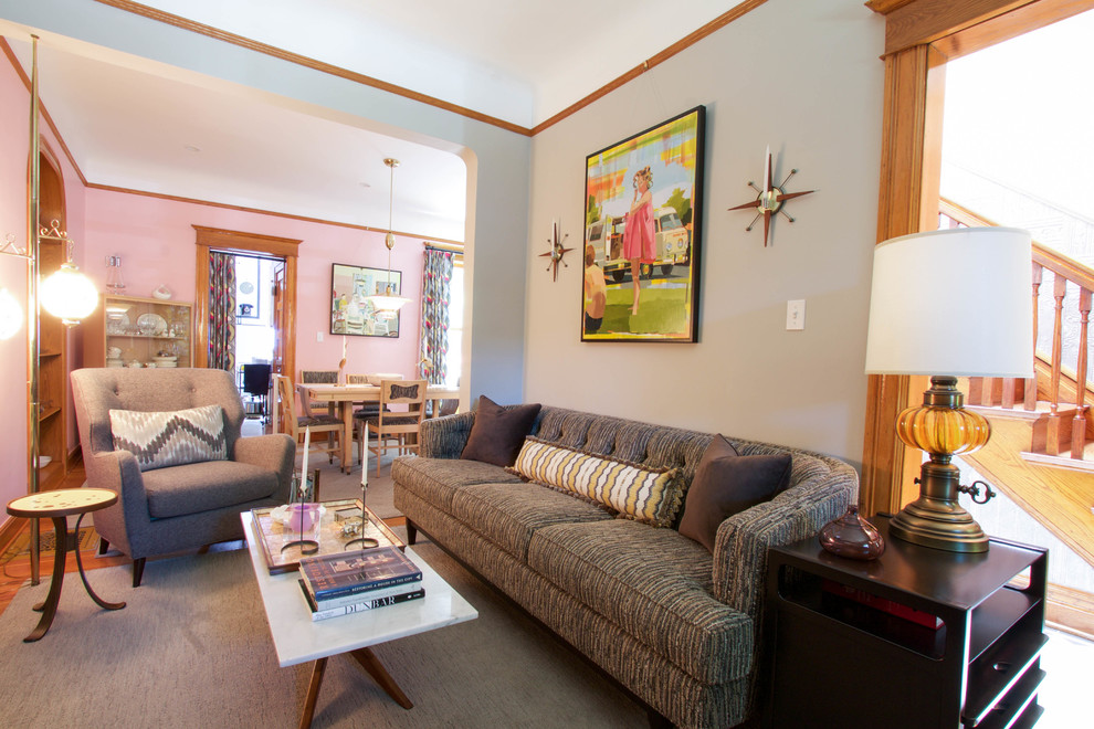 1950s living room photo in Chicago