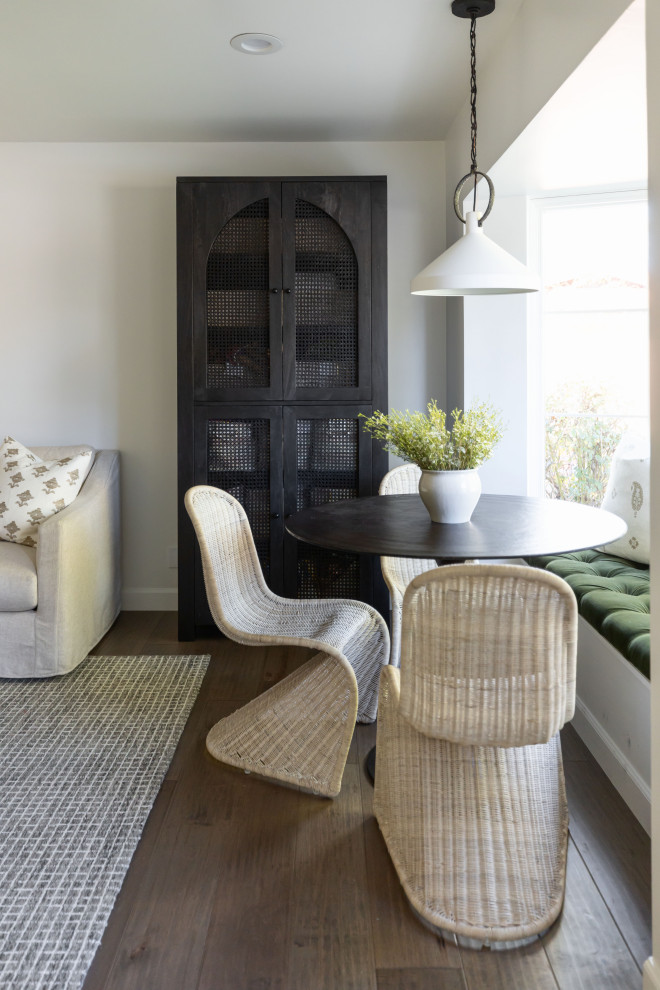 Home design - transitional home design idea in Phoenix