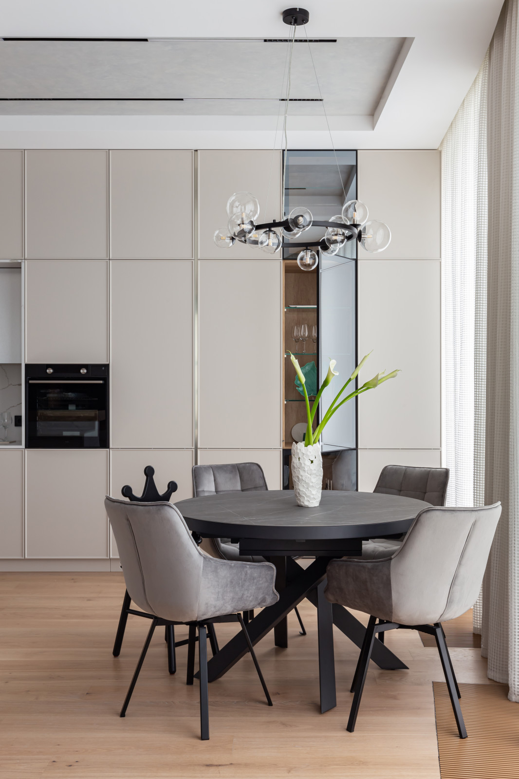 Современная квартира для дружной семьи