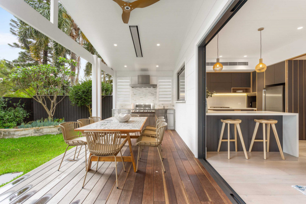 Inspiration for a beach style verandah in Sydney.