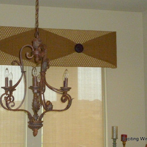 Transitional home design photo in Austin
