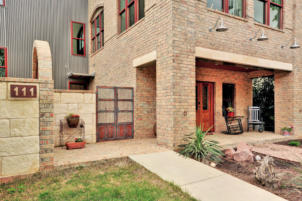 Design ideas for an industrial exterior in Austin.