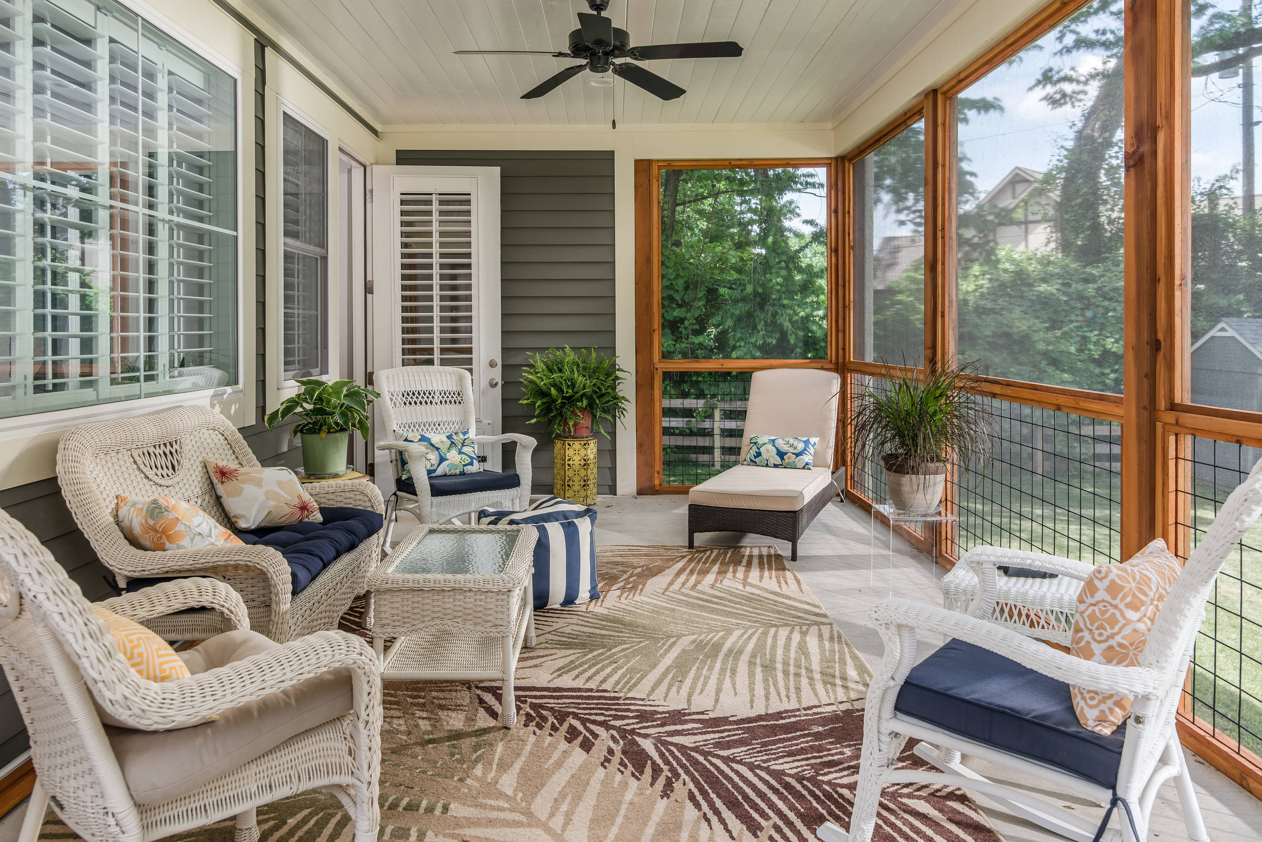 75 Concrete Porch Ideas You'll Love - December, 2025 | Houzz, image size:2560x1708